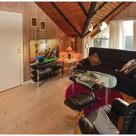 Three-bedroom Holiday In Sydals * Skovbyballe